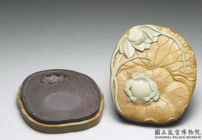 图片[2]-Songhua inkstone with “Frog in the Lotus Pond” motif, Qing dynasty, Qianlong reign (1736-1795)-China Archive